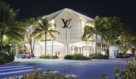 louis vuitton miami district